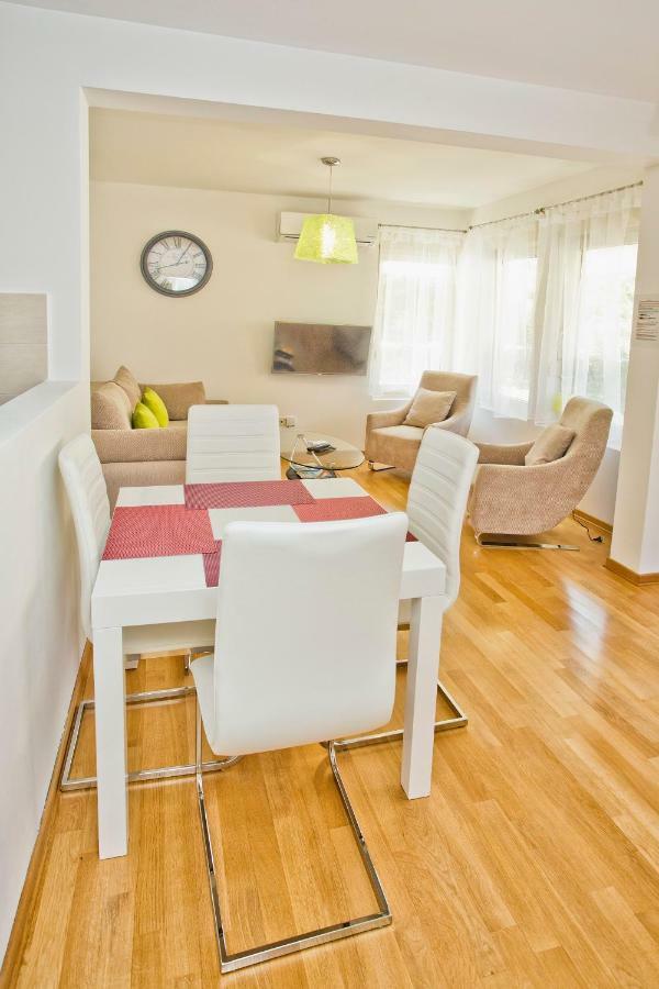 Lux Apartment Goodness コトル エクステリア 写真